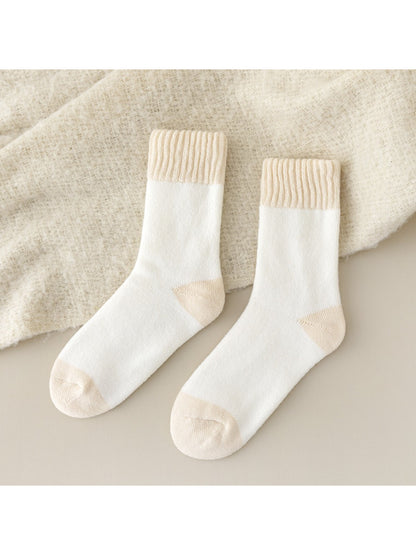Rufia - Soft Creamy Tone Everyday Crew Socks