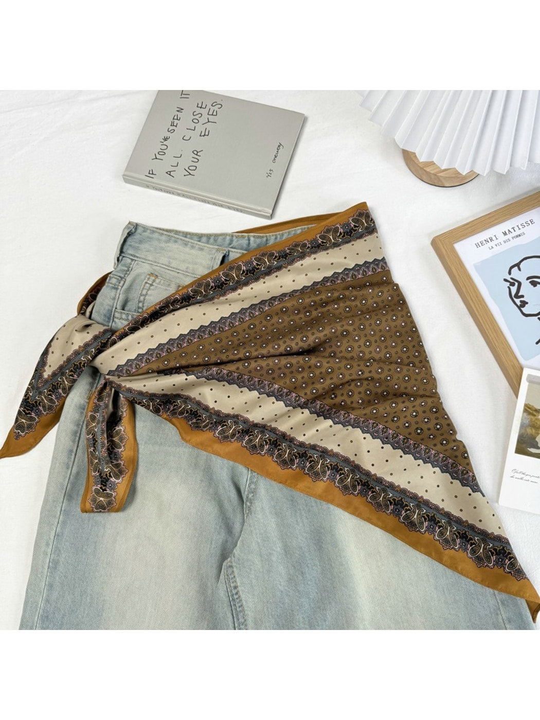Scarvii - Paisley Border Print Triangle Scarf