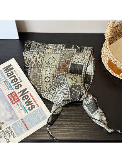 Scarvii - Vintage Printed Wave Edge Triangle Bandana