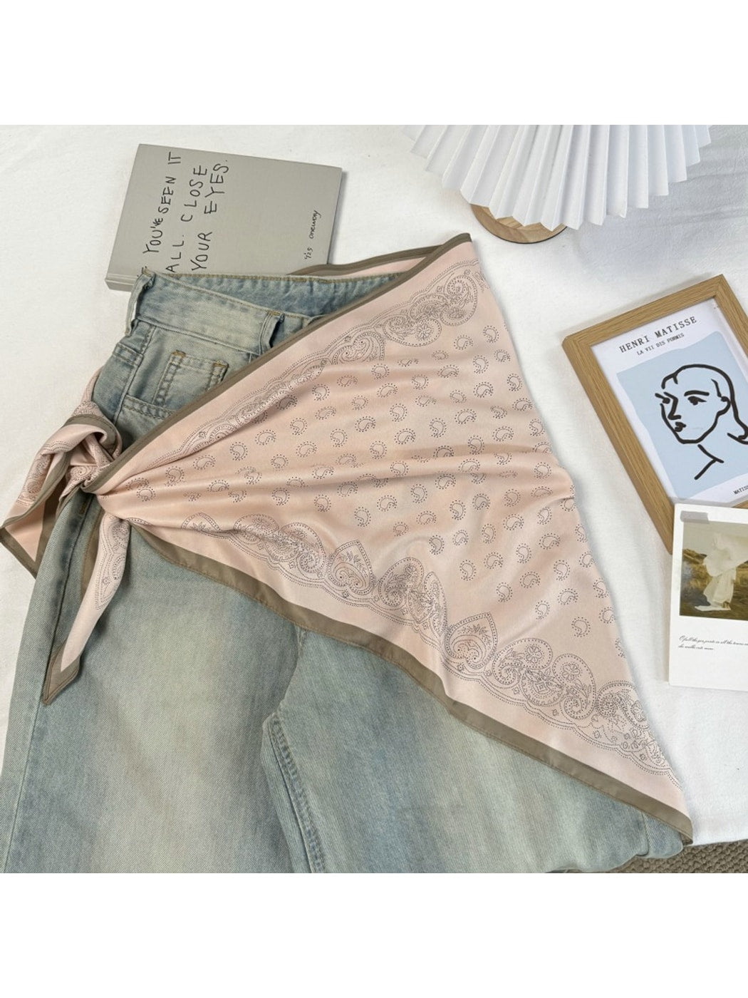 Scarvii - Simple Printed Pattern Fashion Triangle Scarf