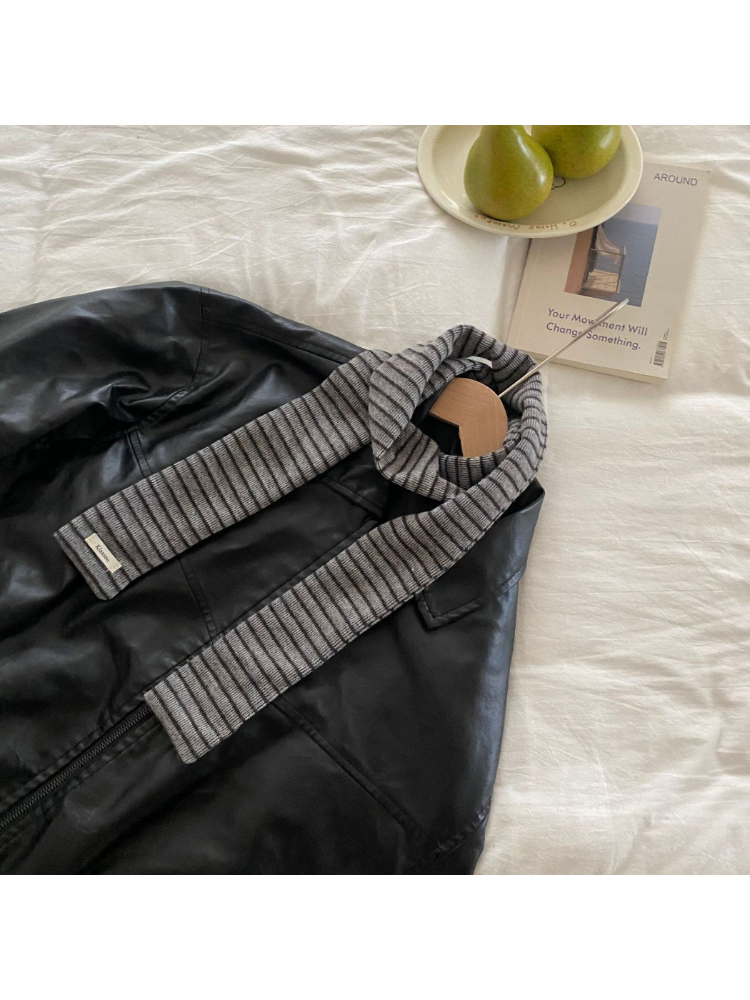 Scarvii - Fine Stripe Ribbed Knit Scarf