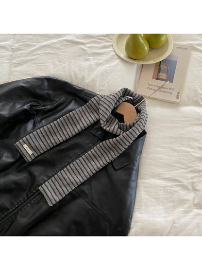 Scarvii - Fine Stripe Ribbed Knit Scarf