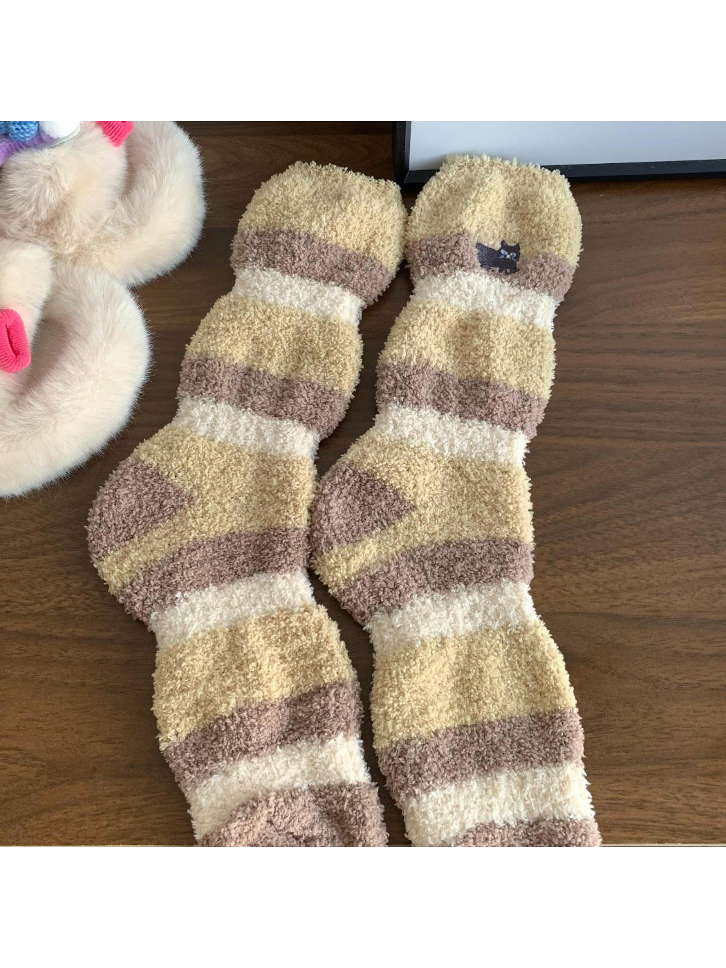 Rufia - Womens Winter Coral Fleece House Socks