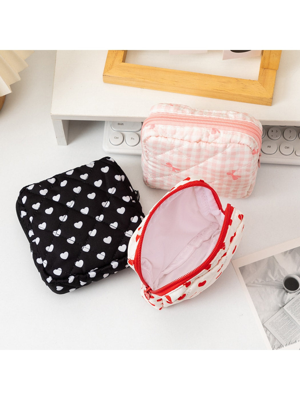 Cosbai - Bow and Heart Pattern Quilted Pouch