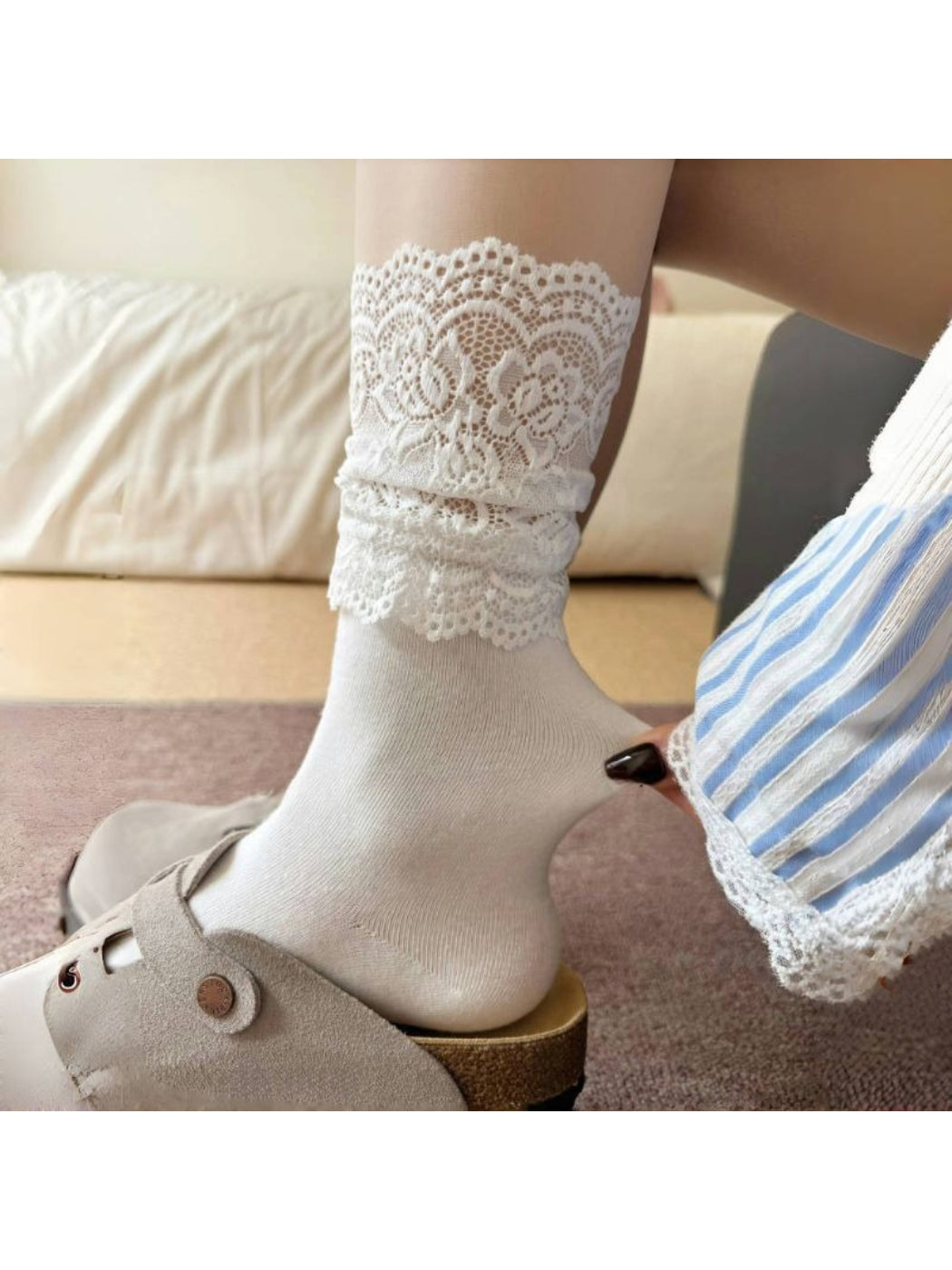 Rufia - Lace Trim Soft Crew Socks product image 9