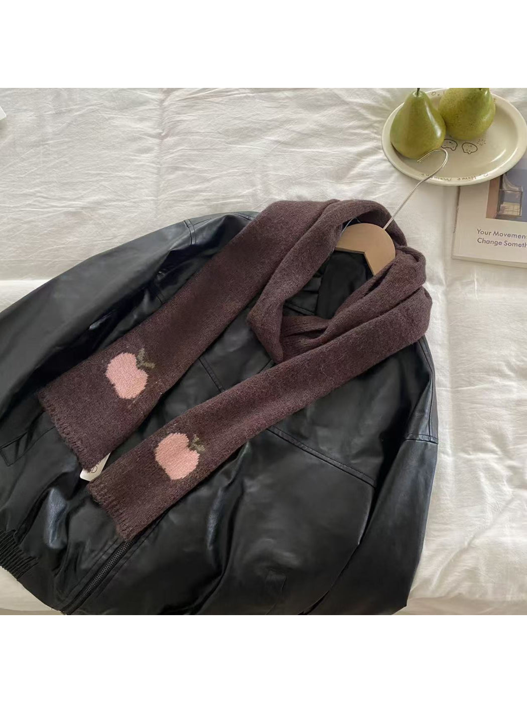 Scarvii - Apple Pattern Skinny Scarf