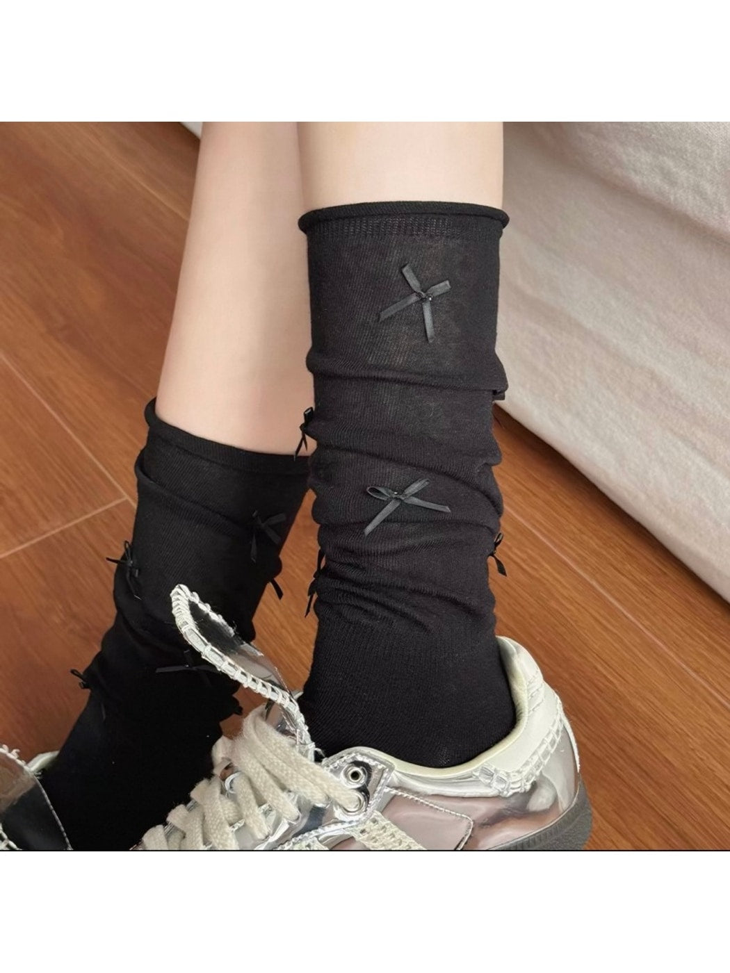 Rufia - Decorative Bow Trim Slouchy Mid Calf Socks