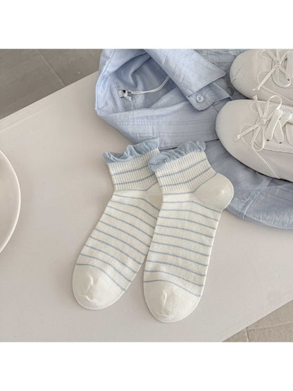 Rufia - Sweet Contrast Cuff Floral Ankle Socks