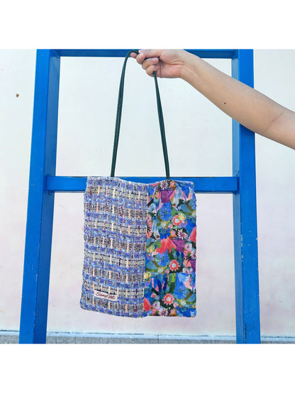 Cosbai - Lightweight Textured Shoulder Bag