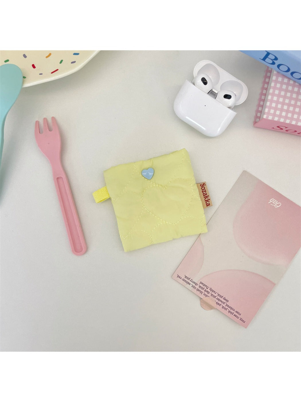 Cosbai - Mini Heart-Patterned Earphone Pouch