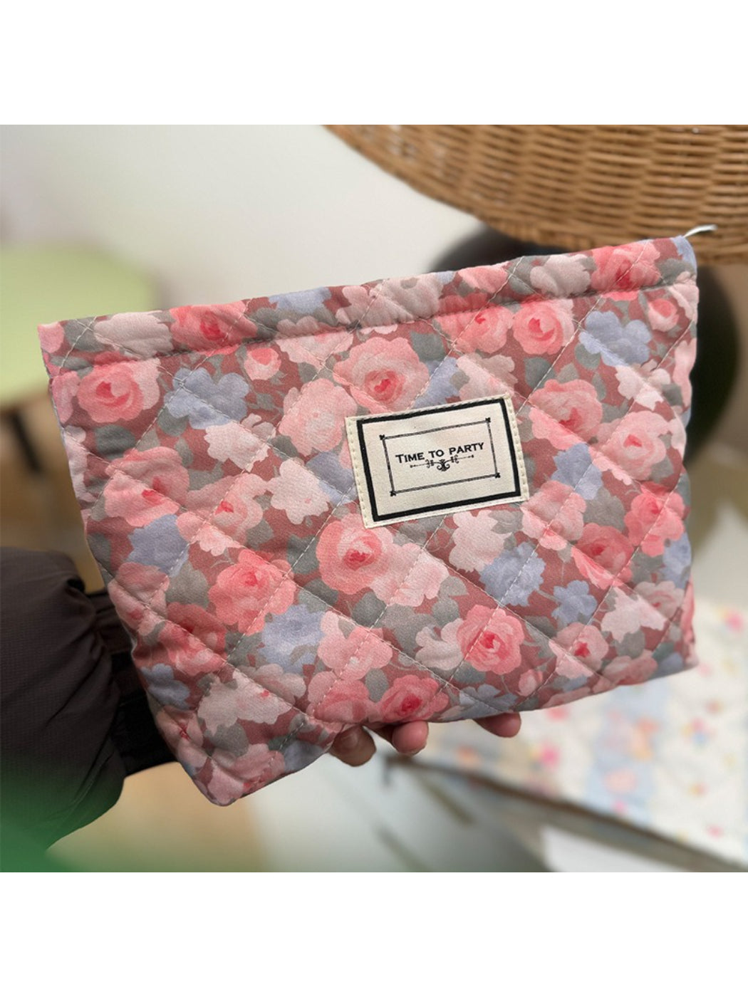 Cosbai - Quilted Floral Print Cosmetic Pouch