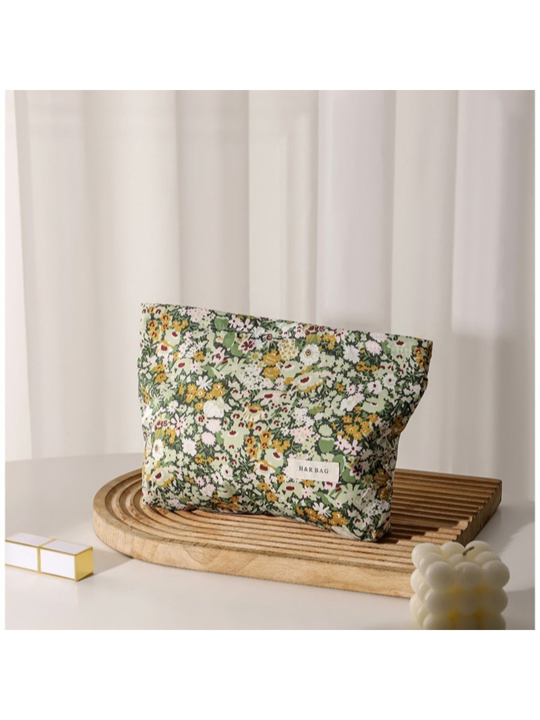 Cosbai - Floral Print Cosmetic Bag