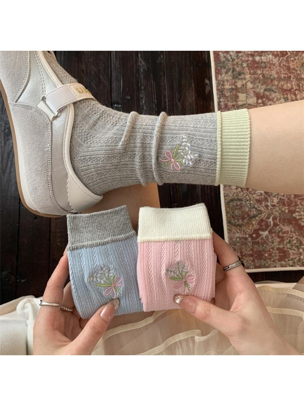 Rufia - Bouquet Embroidered Casual Crew Socks