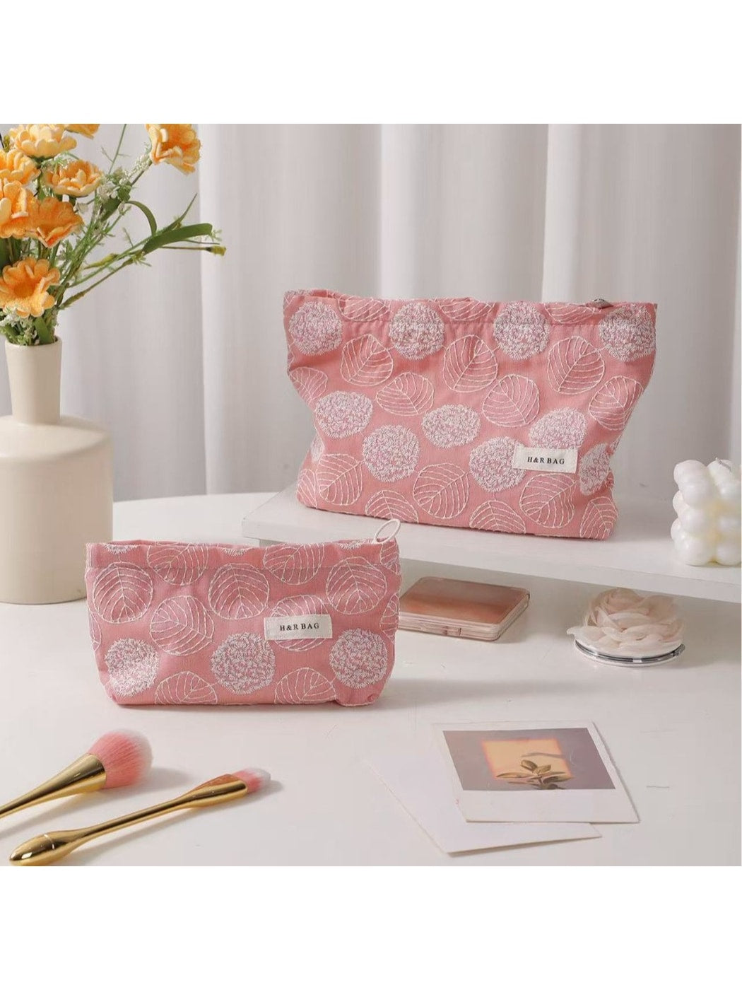 Cosbai - Leaf Print Handheld Organizer Bag
