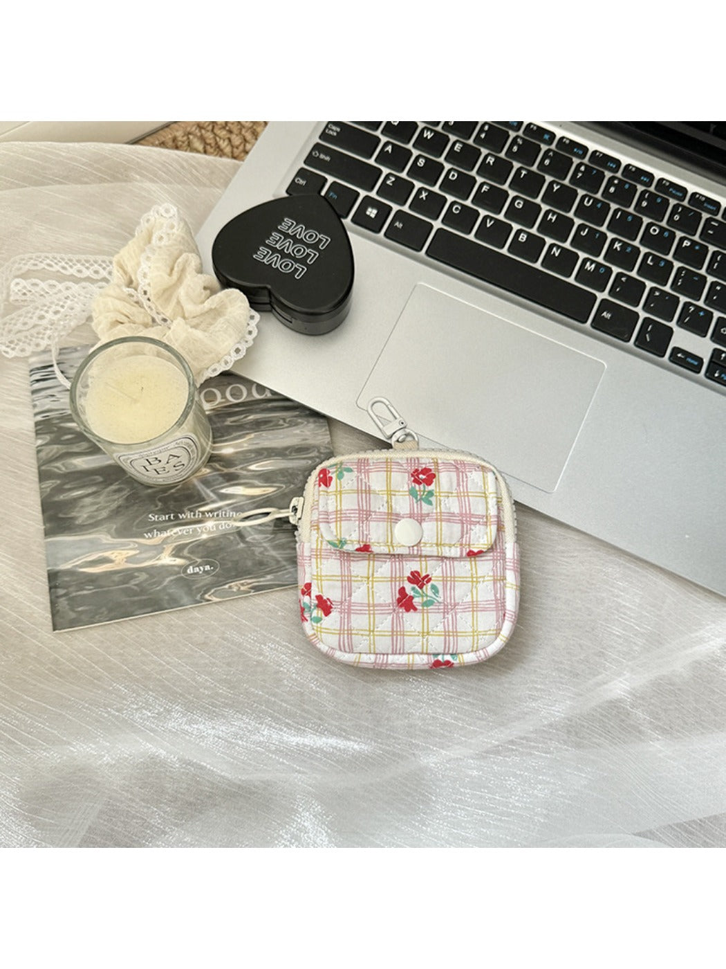 Cosbai Floral Print Mini Storage Pouch product photo 8