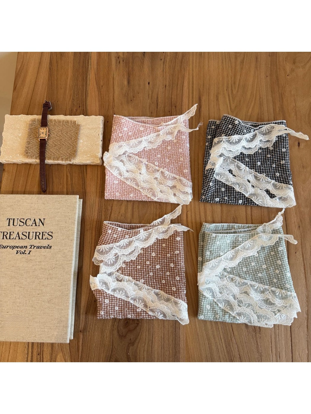 Scarvii - Floral Lace Edge Printed Triangle Bandana