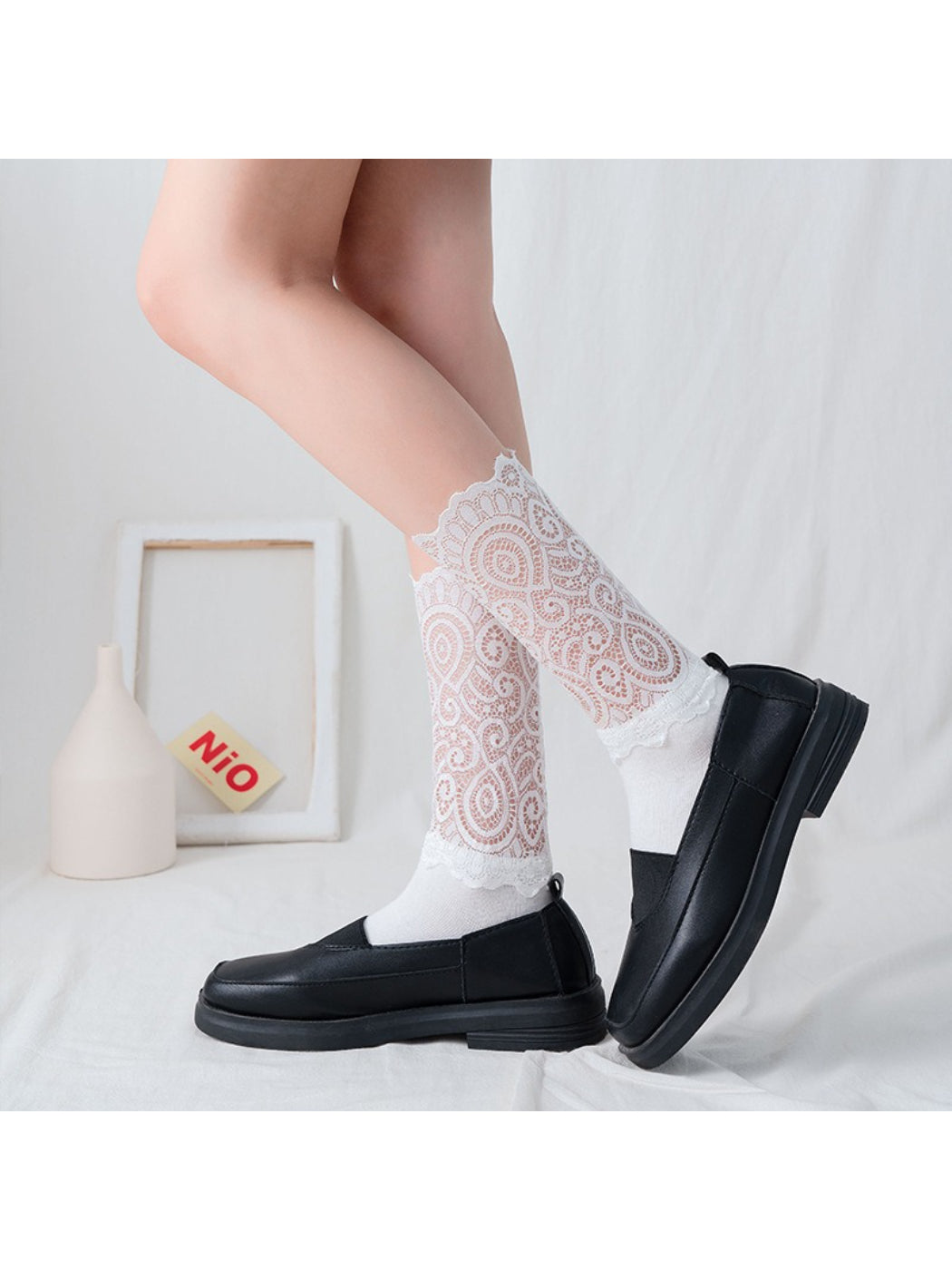 Rufia - Delicate Lace Trim Crew Socks product image 2