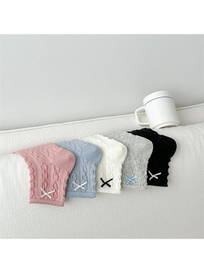 Rufia - Bow Detail Solid Color Ankle Socks