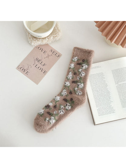 Rufia - Soft Floral Texture Crew Socks