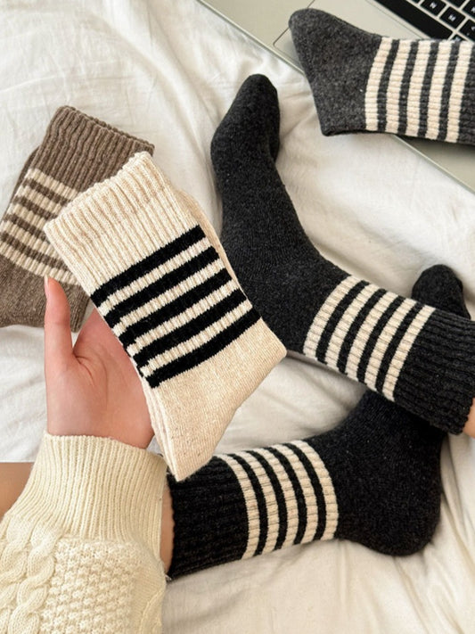 Rufia - Cozy Striped Mid-Calf Winter Socks