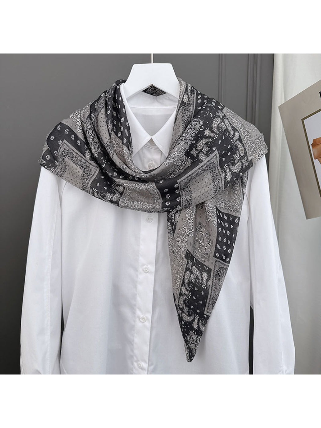 Scarvii - Vintage Patchwork Bandana Scarf