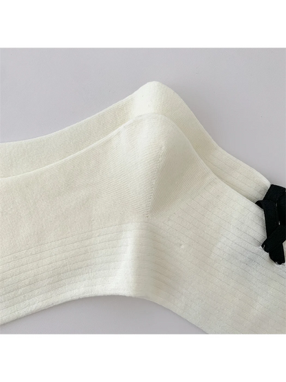 Rufia - Ribbed Contrast Ribbon Lace-Up Socks