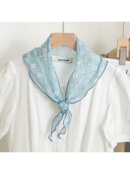 Scarvii - Floral Triangle Scarf