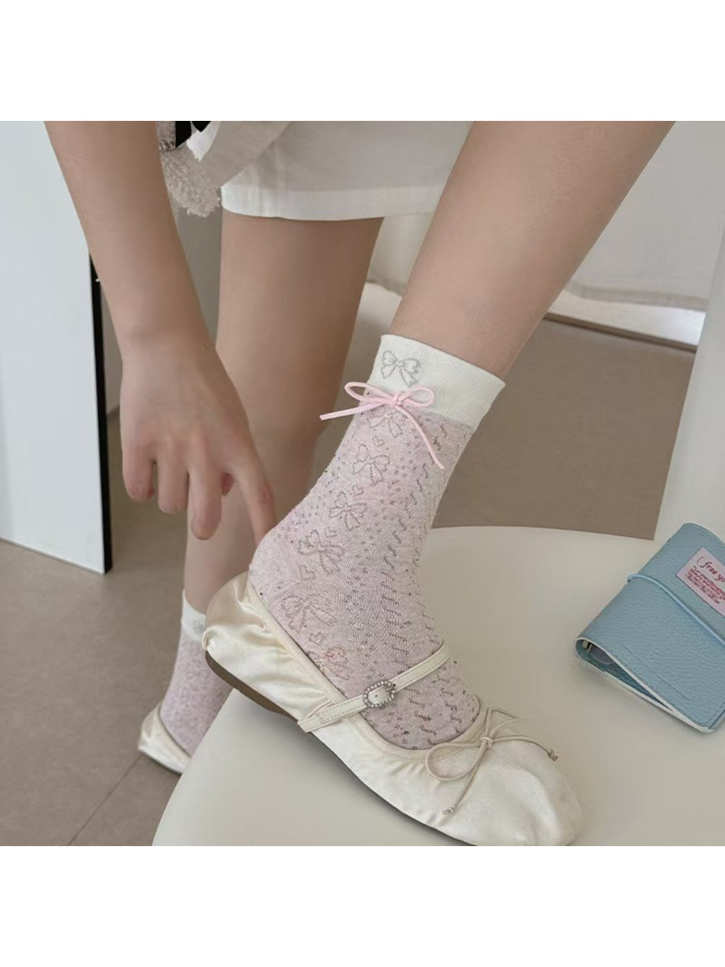 Rufia - Delicate Bow Cuff Crew Socks product image 2