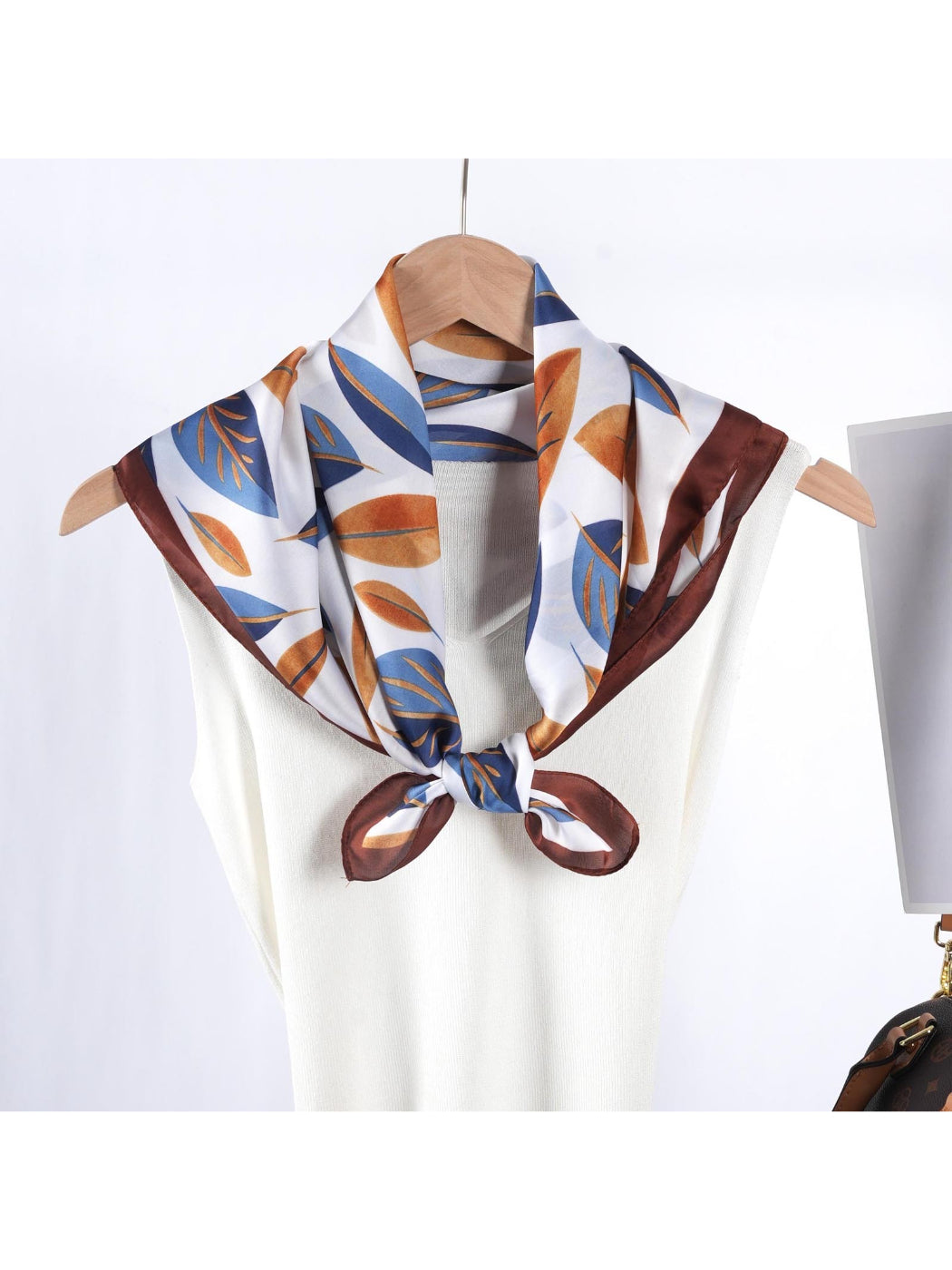 Scarvii - Watercolor Leaf Square Scarf