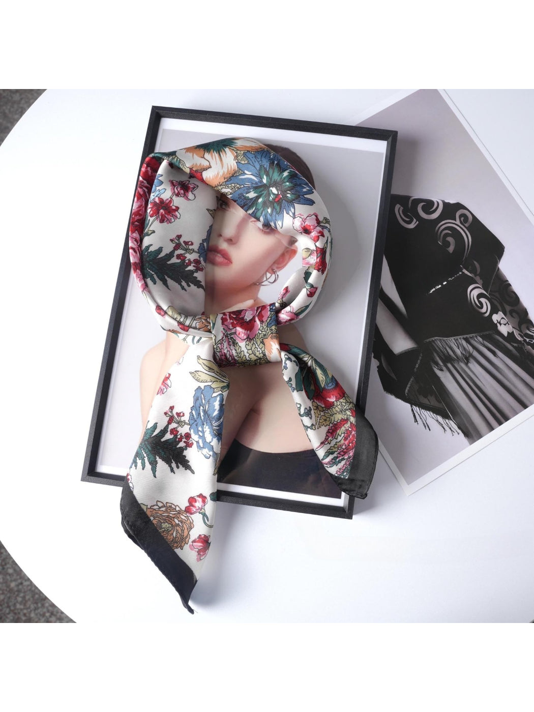 Scarvii - Vintage Garden Floral Square Scarf