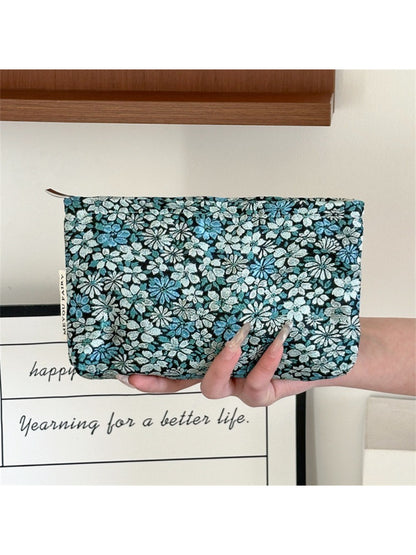Cosbai - Vintage Floral Cosmetic Pouch
