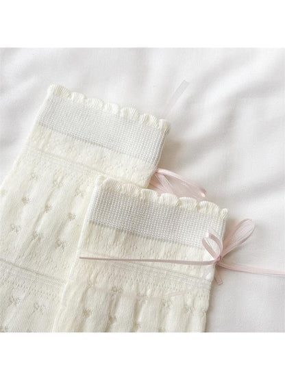 Rufia - Hearts and Bow Embossing Crew Socks
