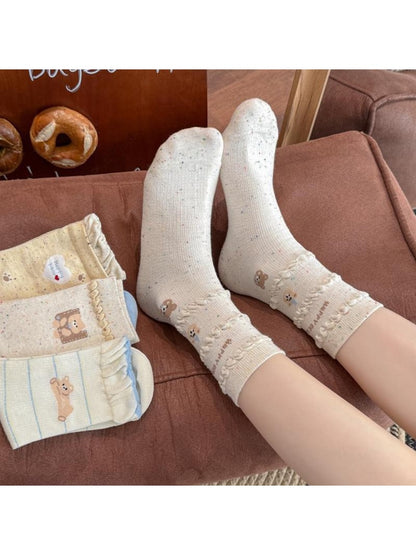 Rufia - Pale Yellow Cartoon Bear Crew Socks