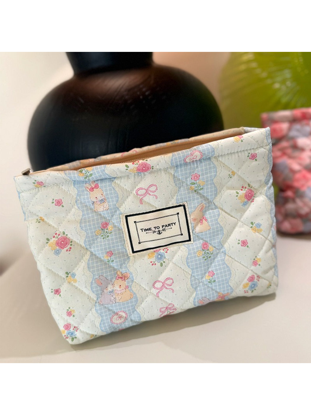 Cosbai - Quilted Floral Print Cosmetic Pouch