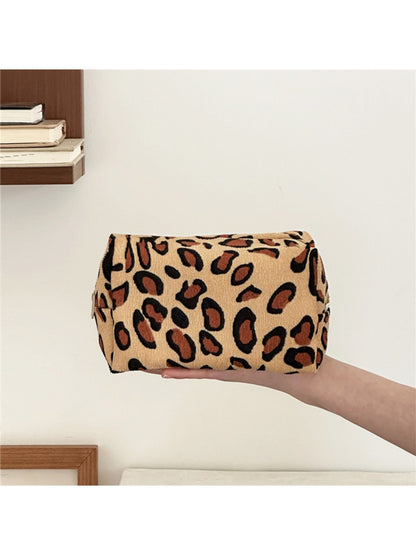 Cosbai - Leopard Print Zippered Rectangular Makeup Bag