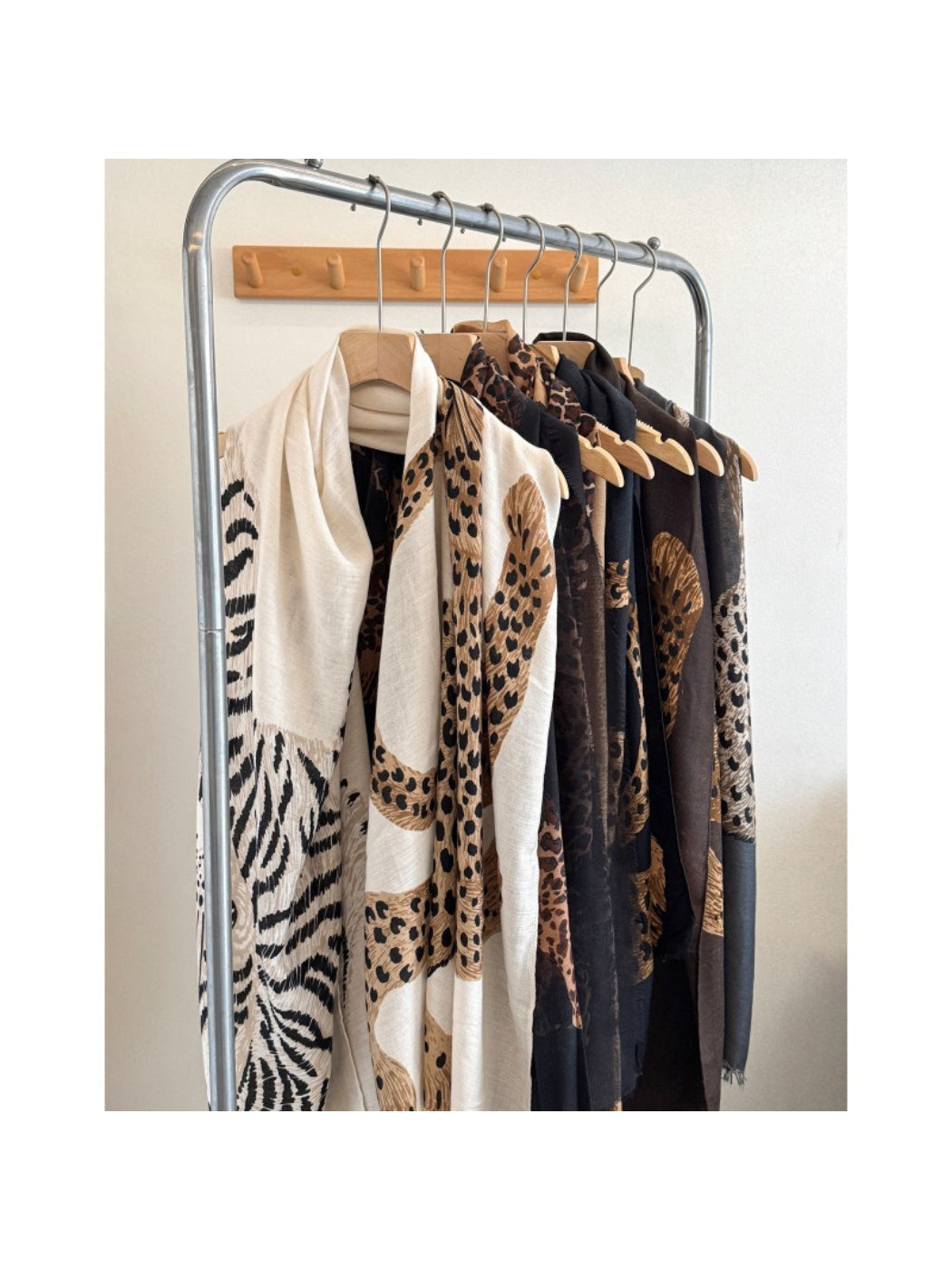 Scarvii - Wild Animal Print Shawl