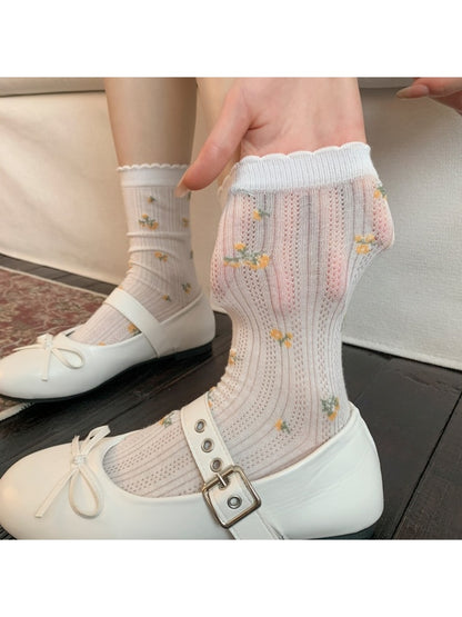 Rufia - Ditsy Floral Scalloped Trim Socks
