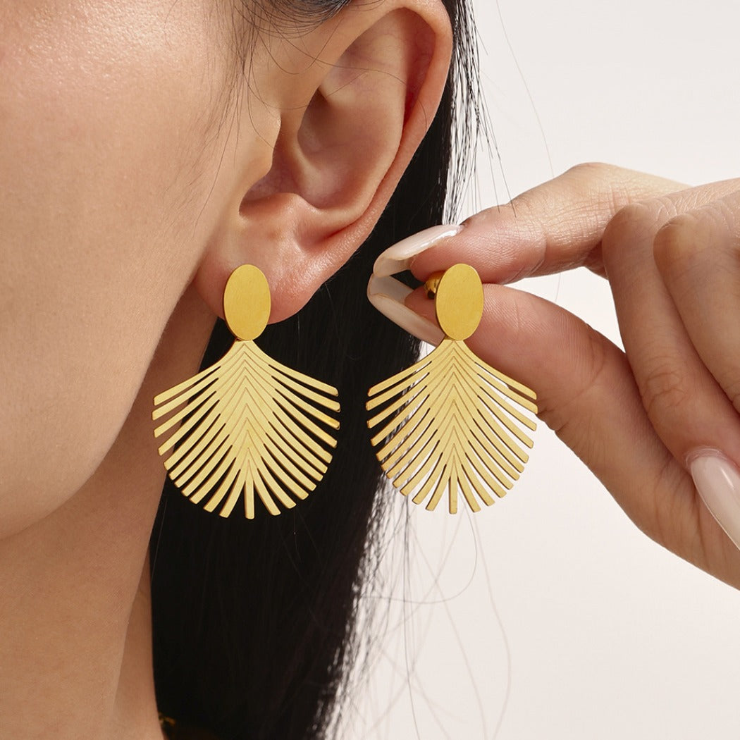 Earwish Golden Palm Leaf Earrings Shiny & Elegant showing woven texture
