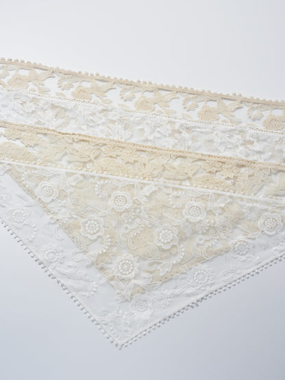 Scarvii - Summer Beige Lace Headscarf