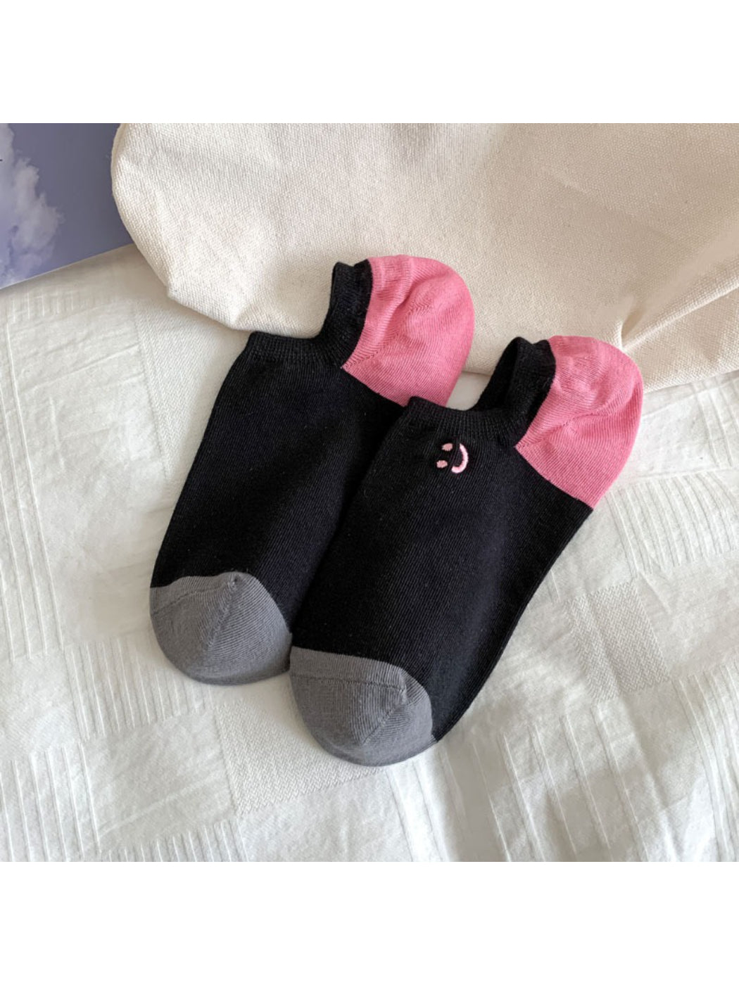 Rufia - Pastel Smiley Low Cut Socks