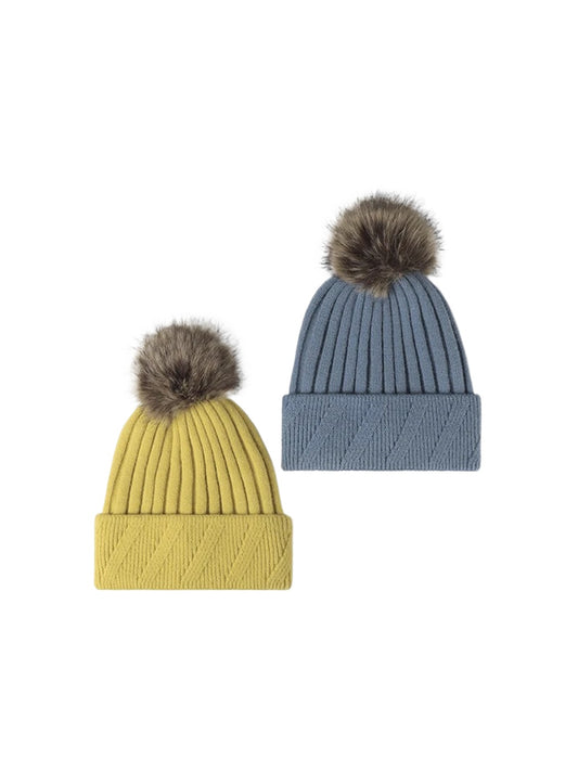 Haila - Pom-Pom Textured Knit Beanie
