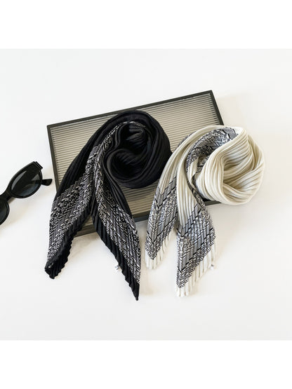 Scarvii - Pleated Paisley Print Scarf