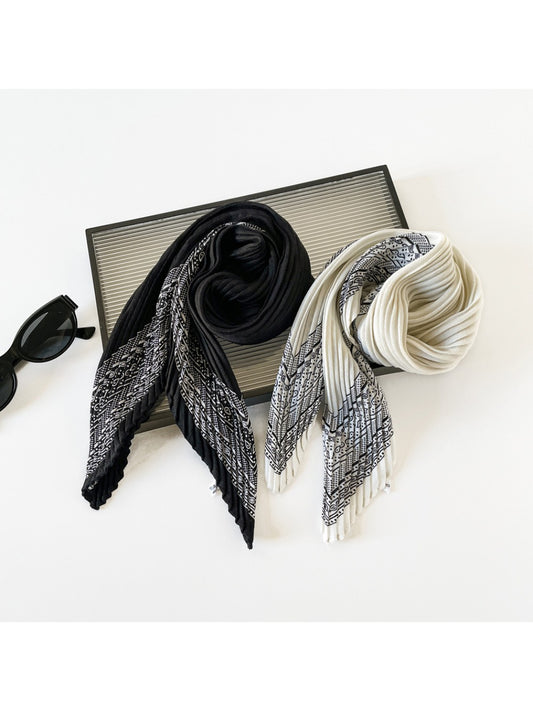 Scarvii - Pleated Paisley Print Scarf