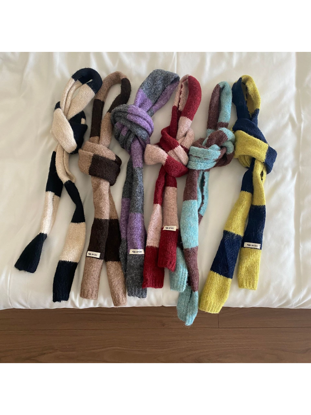 Scarvii - Color Block Knit Skinny Scarf