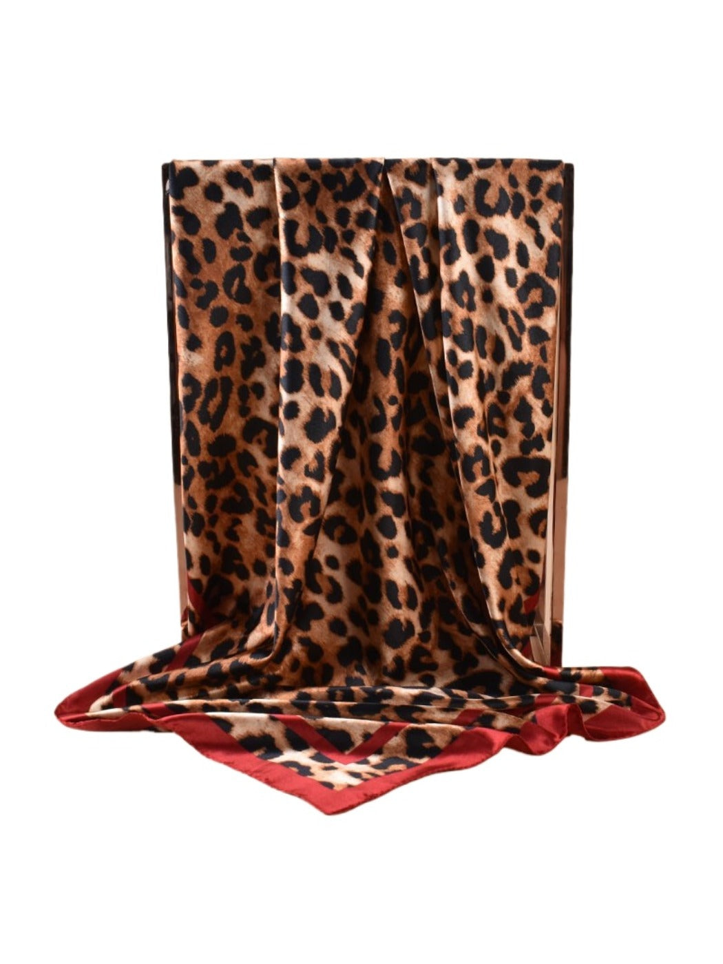 Scarvii - Square Scarf with Leopard Print