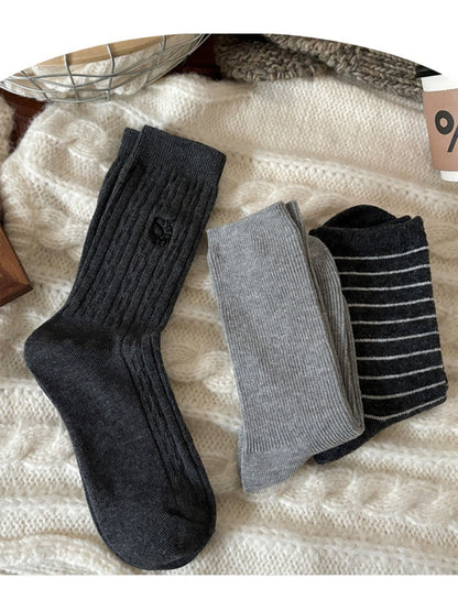 Rufia - Classic Ribbed Neutral Crew Socks