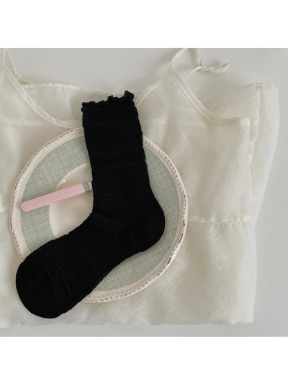 Rufia - Ruffle Trim Hollow-Out Crew Socks