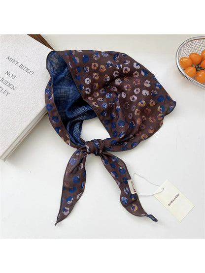 Scarvii - Sping Print Scalloped-Edge Triangle Scarf