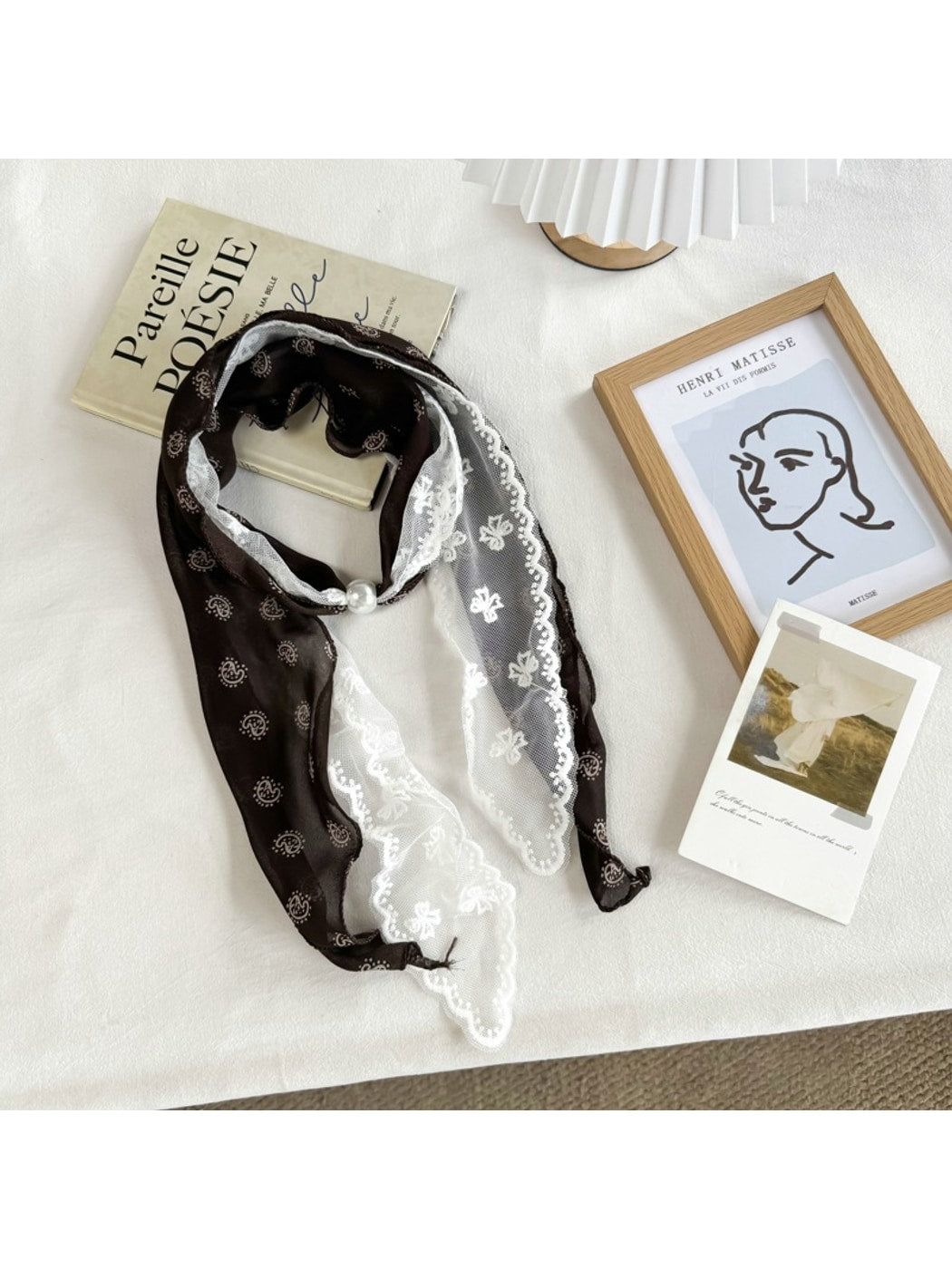 Scarvii - Gentle Paisley Lace Narrow Scarf