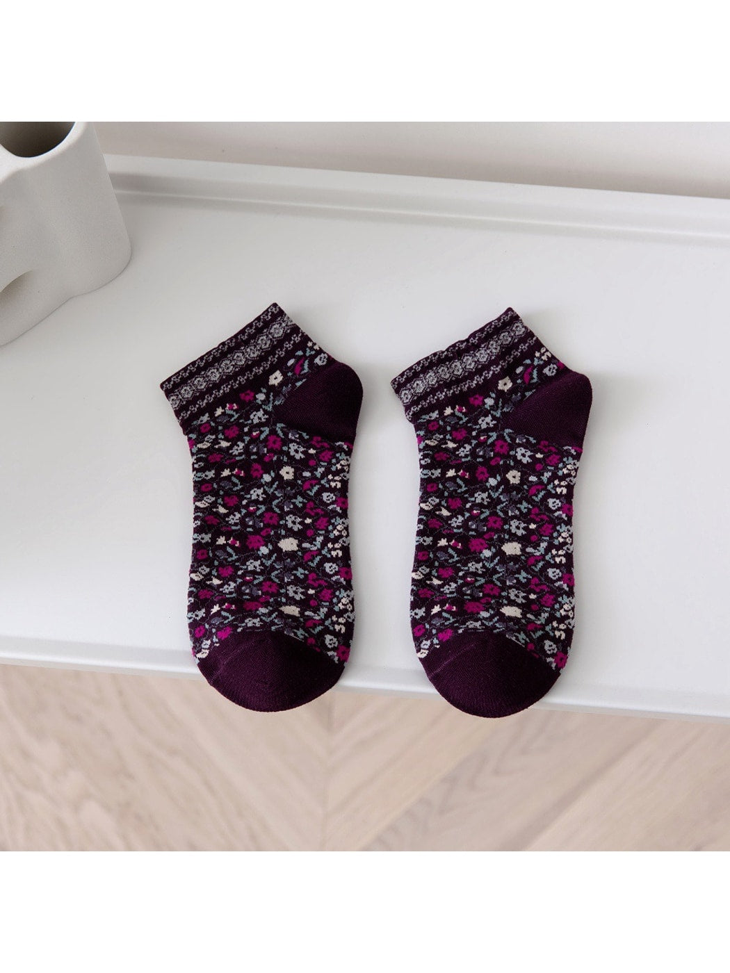 Rufia - Floral Pattern Women's Ankle Socks